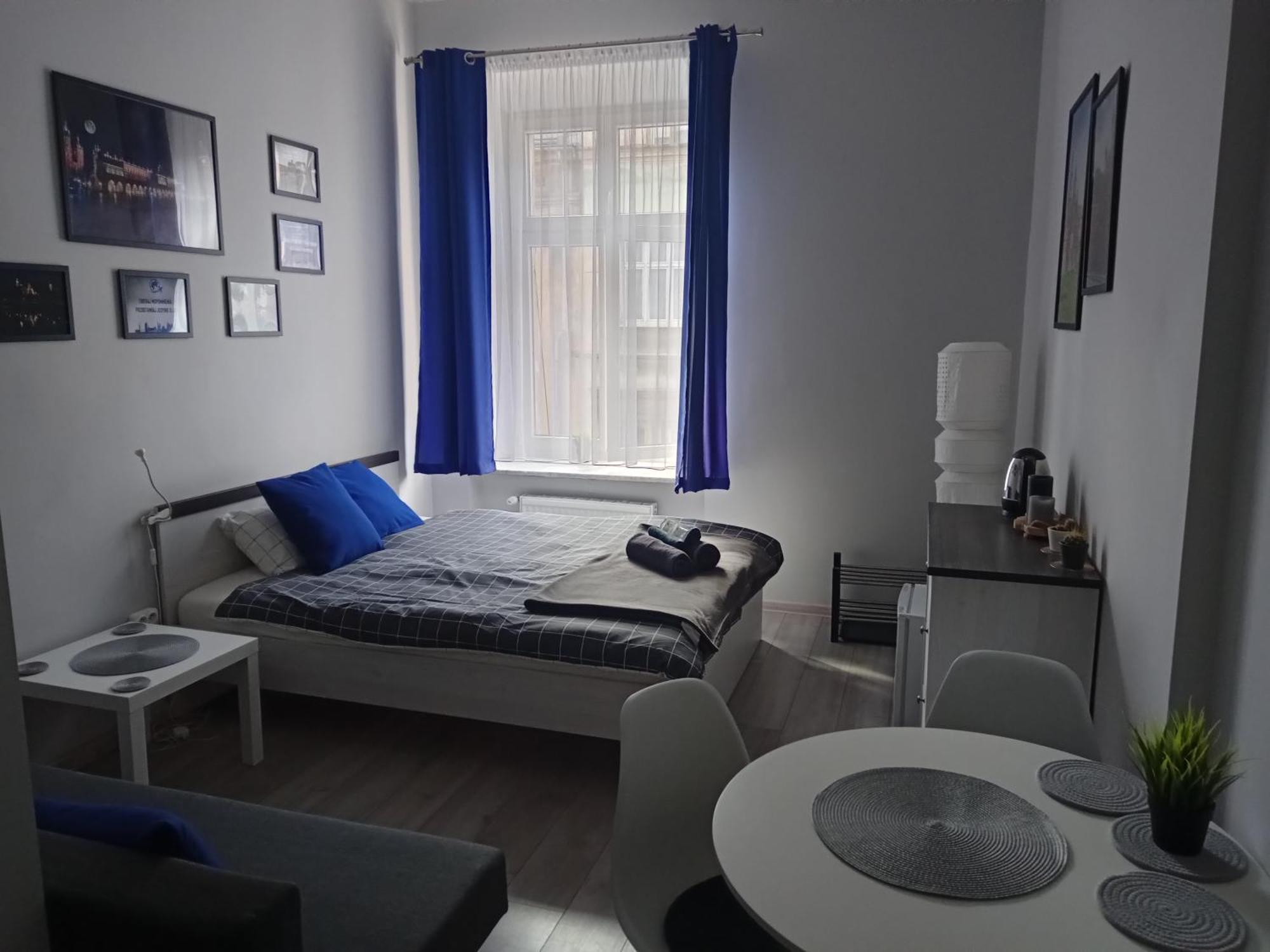 Discover Cracow Aparthostel Cracovie Extérieur photo